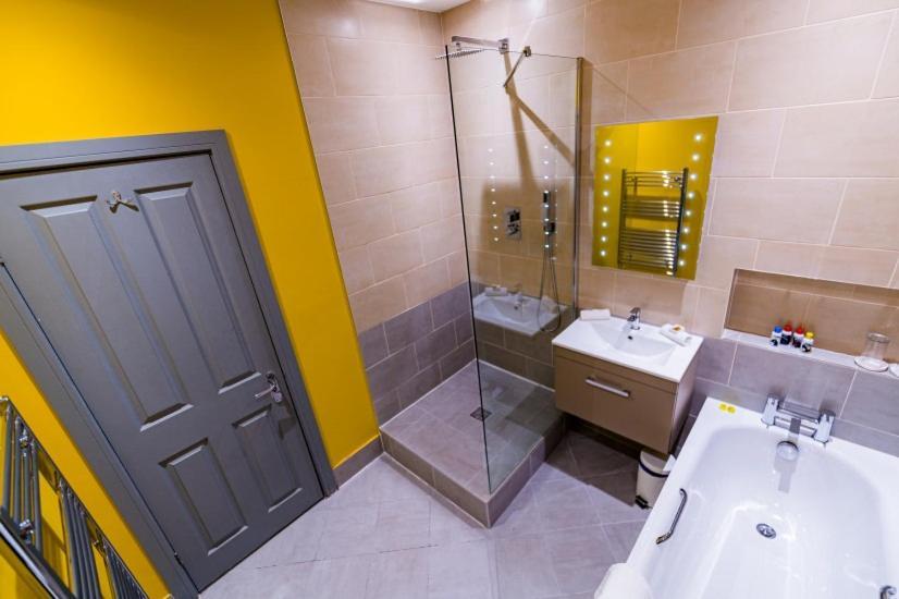 Stonecross Manor Hotel كندال المظهر الخارجي الصورة