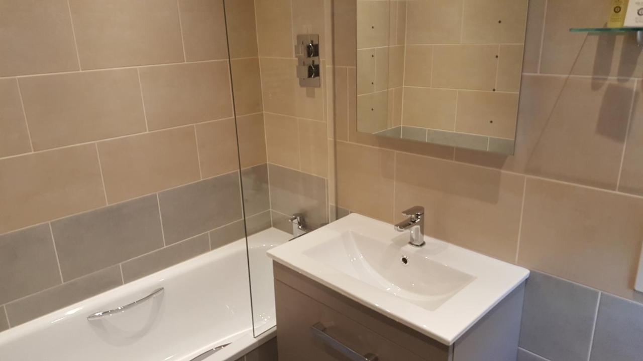 Stonecross Manor Hotel كندال المظهر الخارجي الصورة
